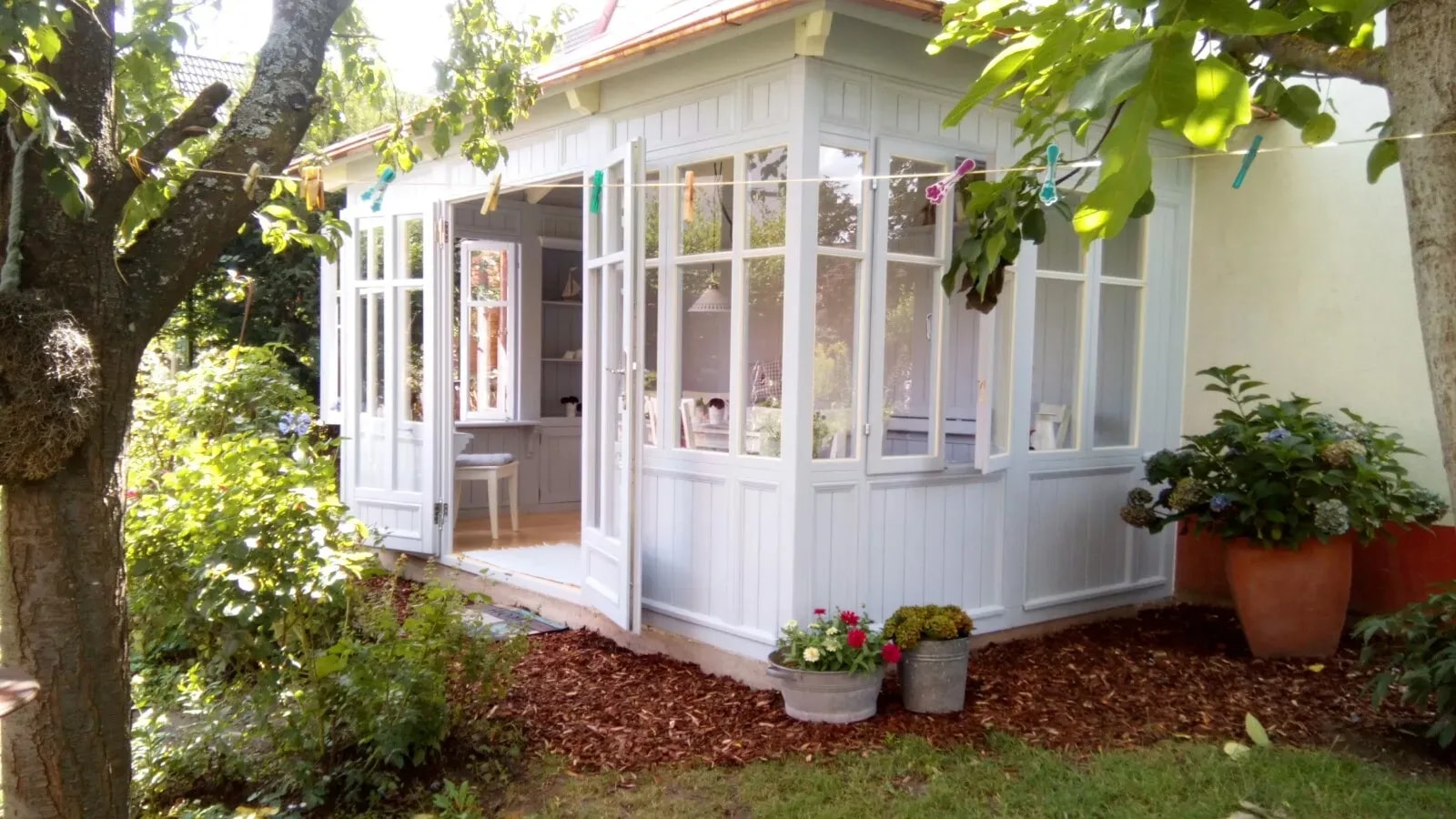 Tiny House aus Holz bauen in der Schweiz