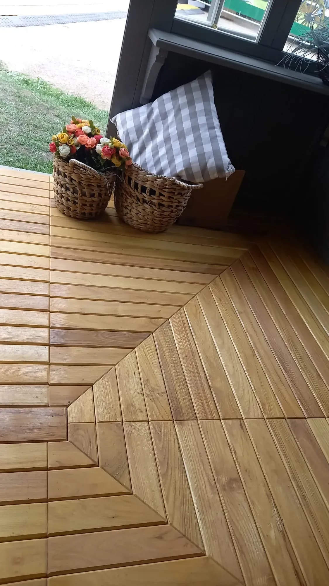 Exklusiver Gartenpavillon für Outdoor Atelier in Deutschland anfertigen lassen